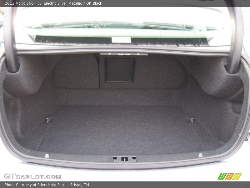 Electric Silver Metallic / Off Black 2013 Volvo S60 T5