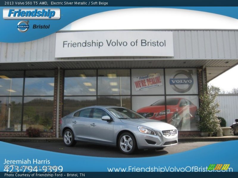 Electric Silver Metallic / Soft Beige 2013 Volvo S60 T5 AWD