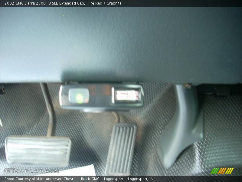 Fire Red / Graphite 2002 GMC Sierra 2500HD SLE Extended Cab