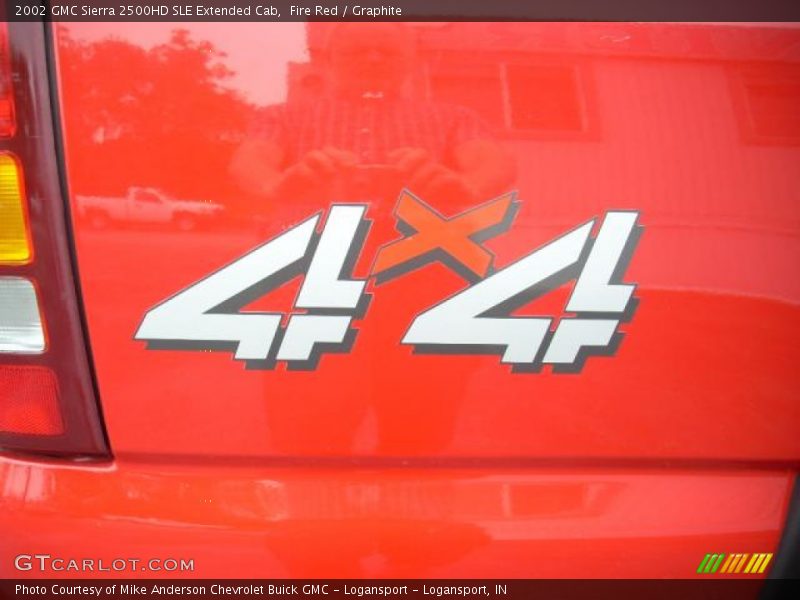 Fire Red / Graphite 2002 GMC Sierra 2500HD SLE Extended Cab