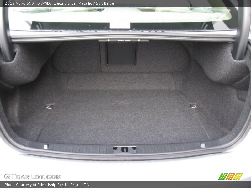  2013 S60 T5 AWD Trunk