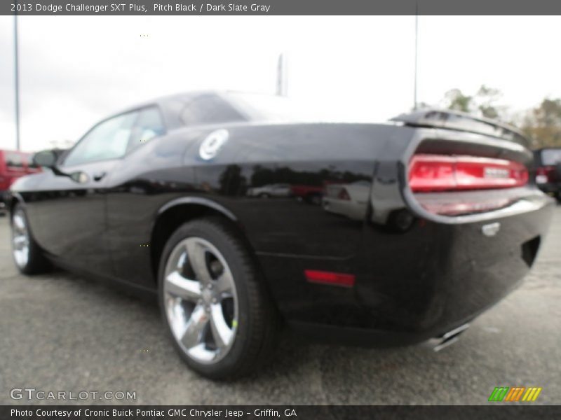 Pitch Black / Dark Slate Gray 2013 Dodge Challenger SXT Plus