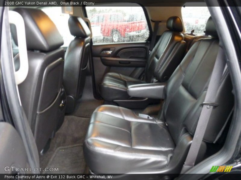 Onyx Black / Ebony 2008 GMC Yukon Denali AWD