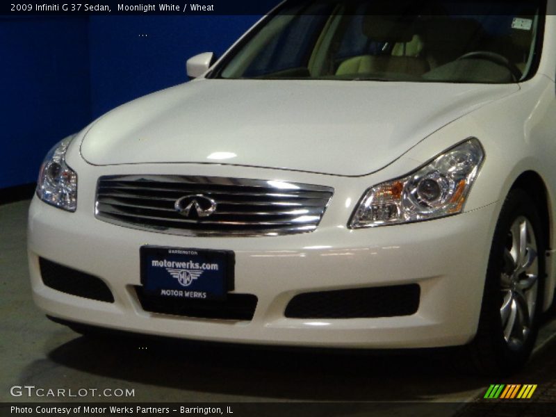 Moonlight White / Wheat 2009 Infiniti G 37 Sedan