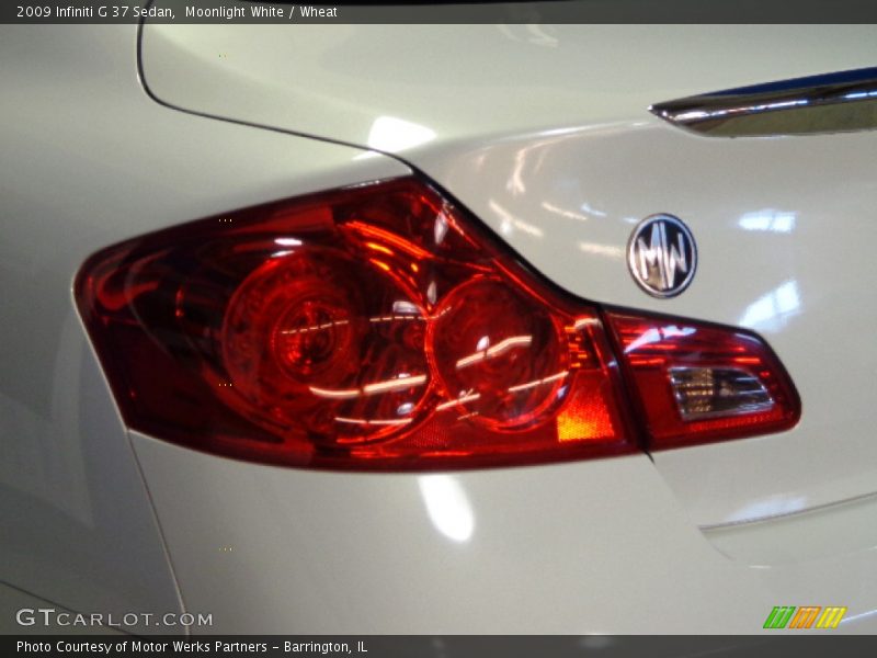 Moonlight White / Wheat 2009 Infiniti G 37 Sedan