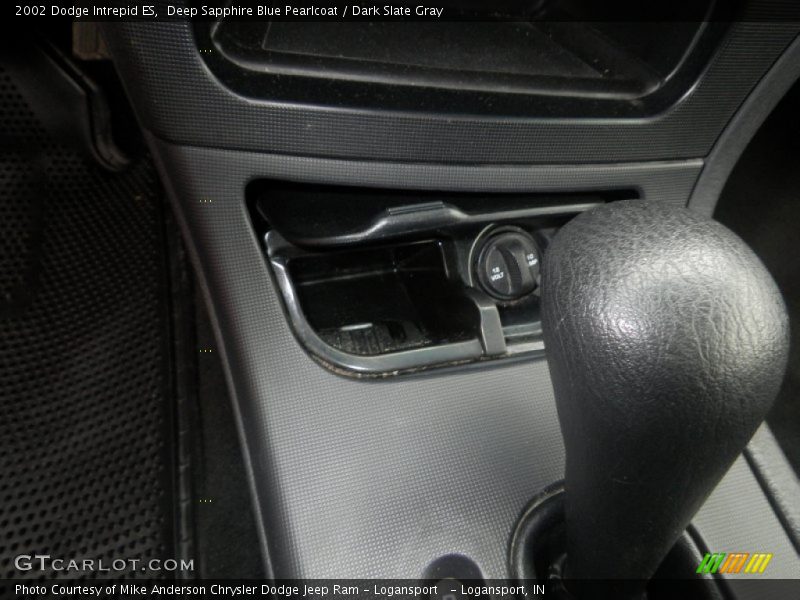 Deep Sapphire Blue Pearlcoat / Dark Slate Gray 2002 Dodge Intrepid ES