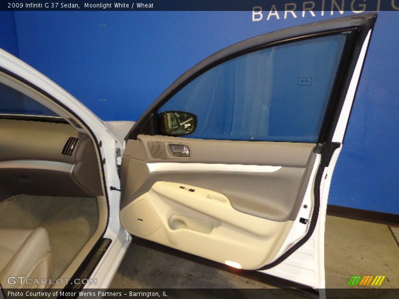 Moonlight White / Wheat 2009 Infiniti G 37 Sedan