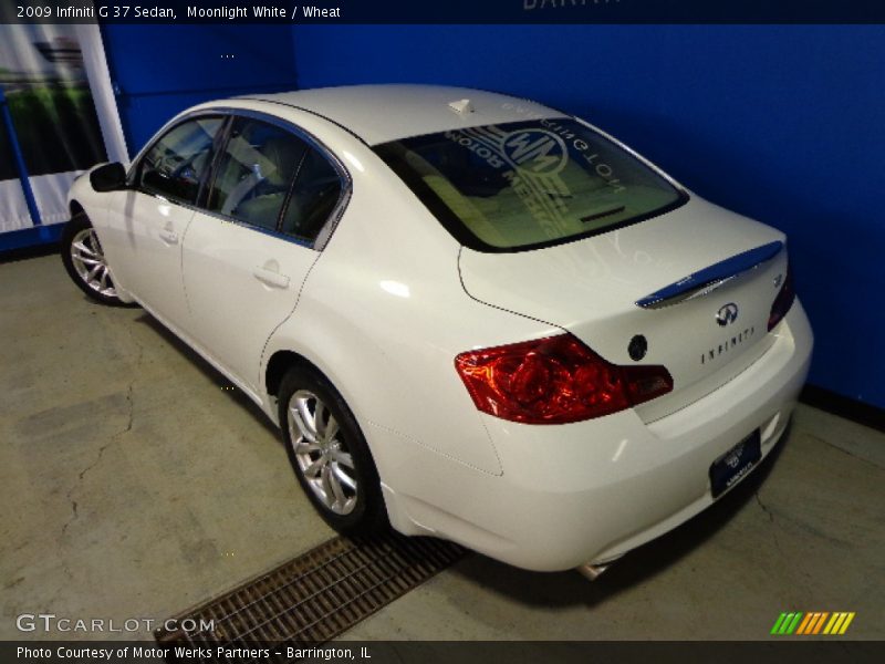 Moonlight White / Wheat 2009 Infiniti G 37 Sedan