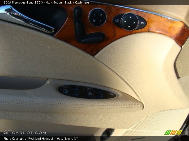 Black / Cashmere 2009 Mercedes-Benz E 350 4Matic Sedan