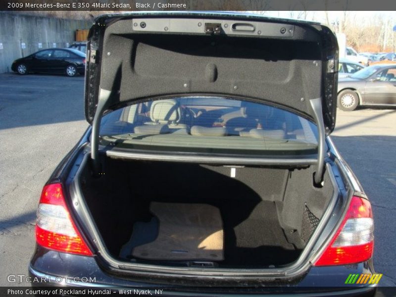 Black / Cashmere 2009 Mercedes-Benz E 350 4Matic Sedan
