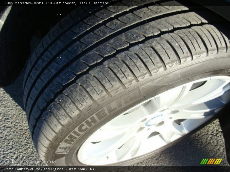 Black / Cashmere 2009 Mercedes-Benz E 350 4Matic Sedan