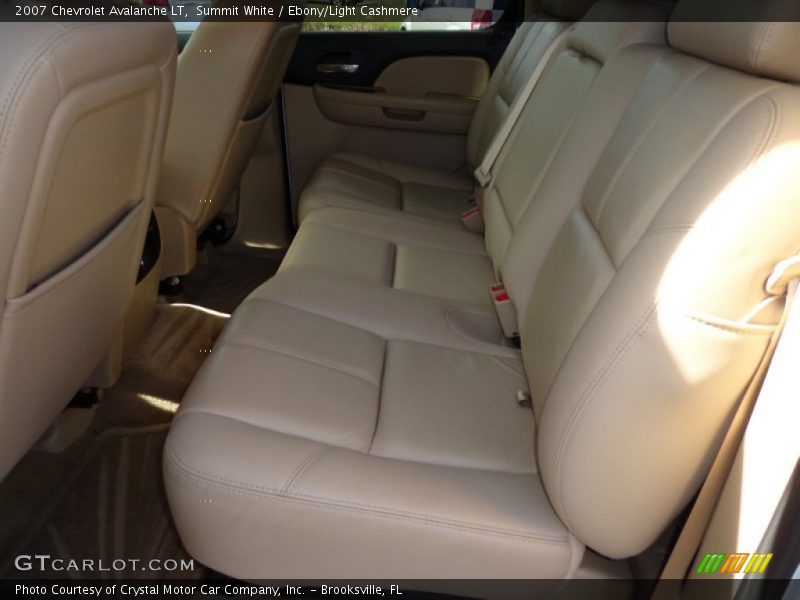 Summit White / Ebony/Light Cashmere 2007 Chevrolet Avalanche LT