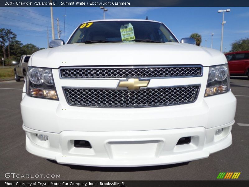 Summit White / Ebony/Light Cashmere 2007 Chevrolet Avalanche LT