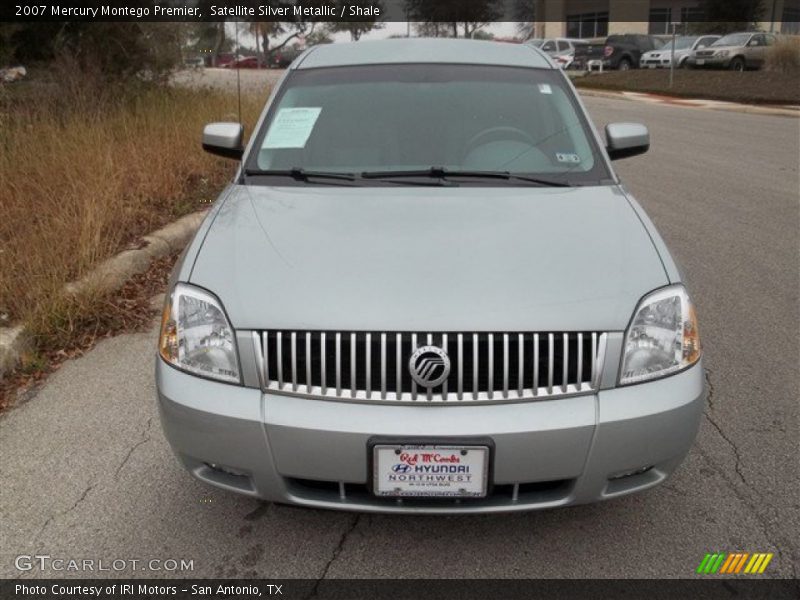 Satellite Silver Metallic / Shale 2007 Mercury Montego Premier