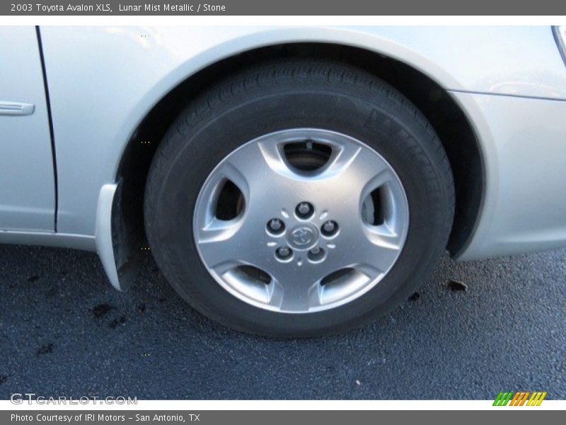 Lunar Mist Metallic / Stone 2003 Toyota Avalon XLS