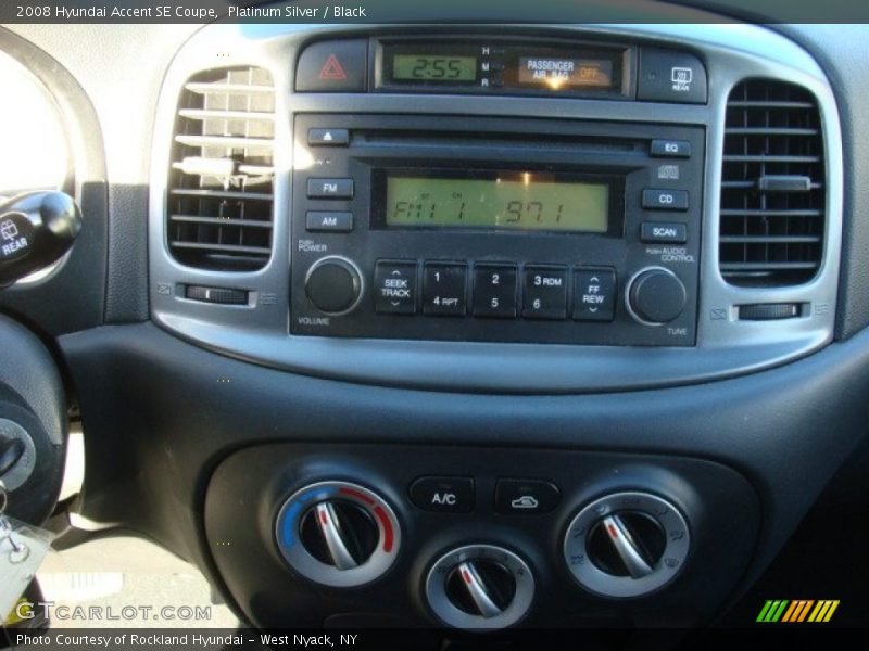 Platinum Silver / Black 2008 Hyundai Accent SE Coupe