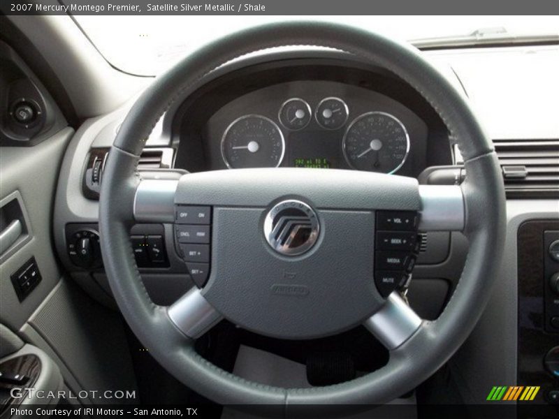 Satellite Silver Metallic / Shale 2007 Mercury Montego Premier