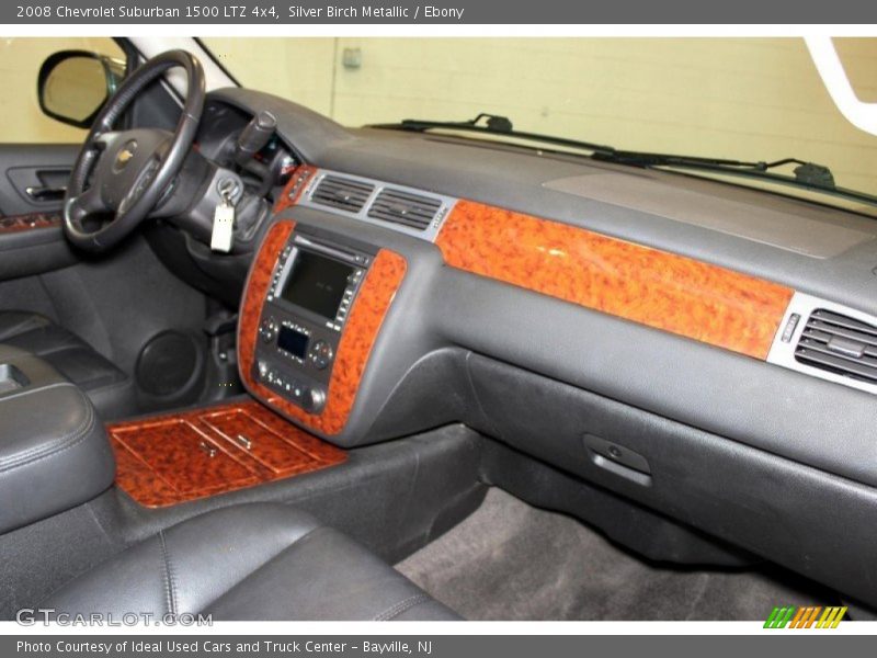 Silver Birch Metallic / Ebony 2008 Chevrolet Suburban 1500 LTZ 4x4