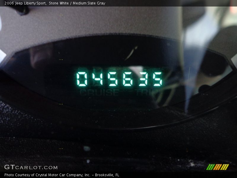 Stone White / Medium Slate Gray 2006 Jeep Liberty Sport