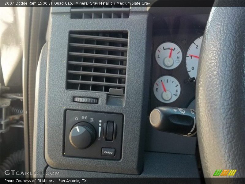 Mineral Gray Metallic / Medium Slate Gray 2007 Dodge Ram 1500 ST Quad Cab