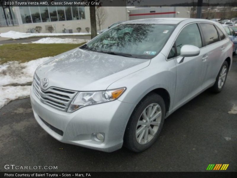 Classic Silver Metallic / Gray 2010 Toyota Venza AWD