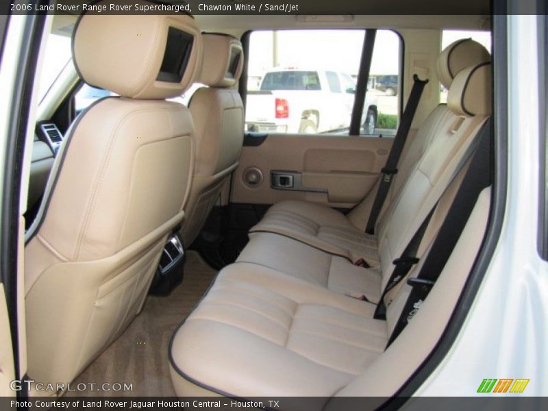Chawton White / Sand/Jet 2006 Land Rover Range Rover Supercharged