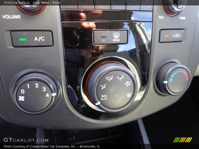 Controls of 2010 Forte LX