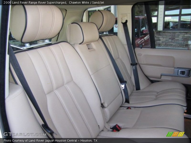 Chawton White / Sand/Jet 2006 Land Rover Range Rover Supercharged