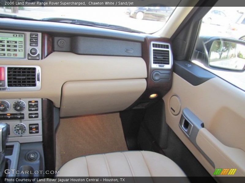 Chawton White / Sand/Jet 2006 Land Rover Range Rover Supercharged