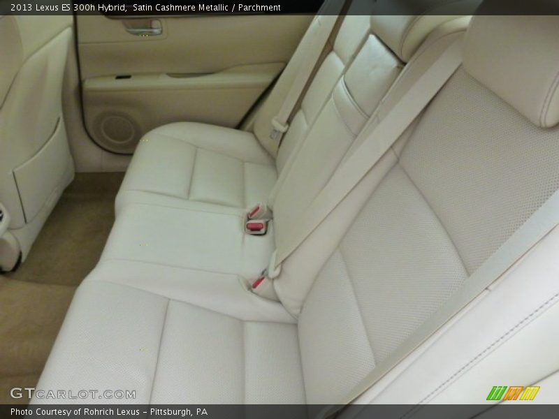 Satin Cashmere Metallic / Parchment 2013 Lexus ES 300h Hybrid