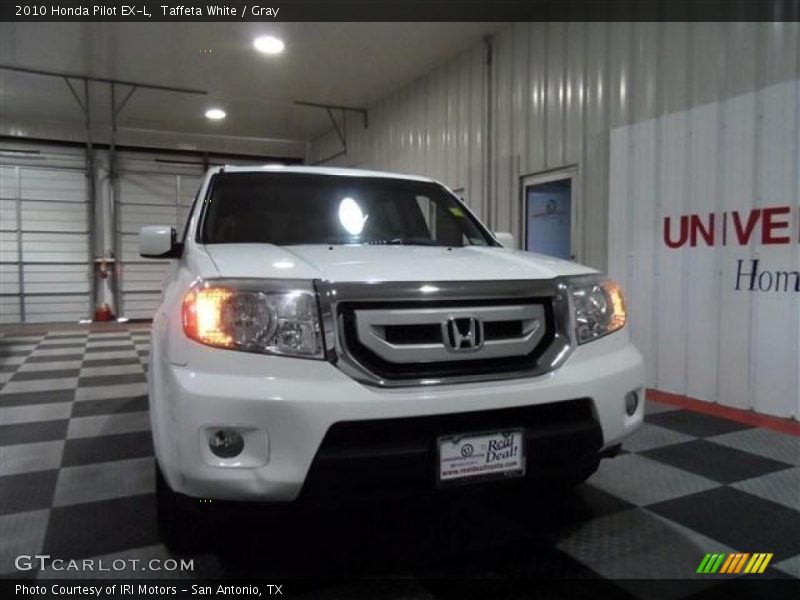 Taffeta White / Gray 2010 Honda Pilot EX-L