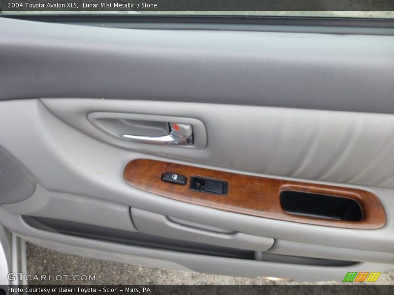 Lunar Mist Metallic / Stone 2004 Toyota Avalon XLS