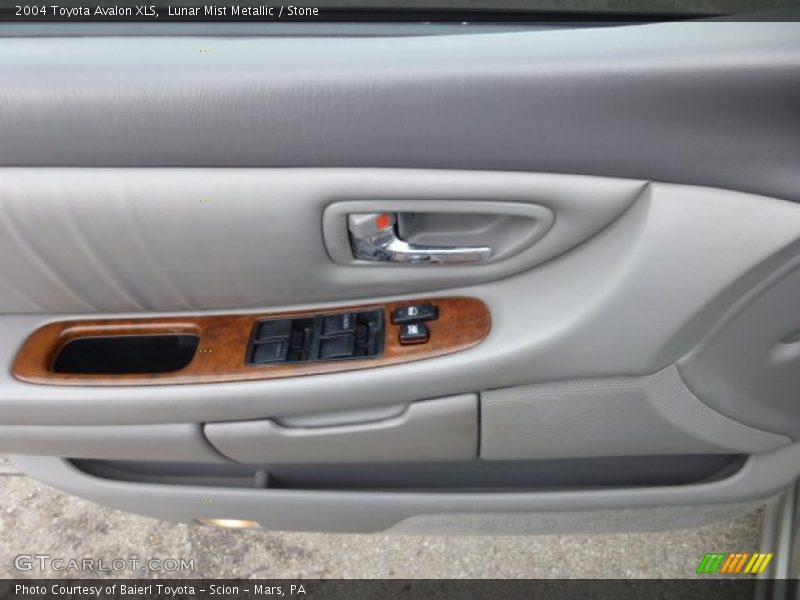 Lunar Mist Metallic / Stone 2004 Toyota Avalon XLS