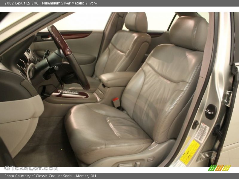 Millennium Silver Metallic / Ivory 2002 Lexus ES 300