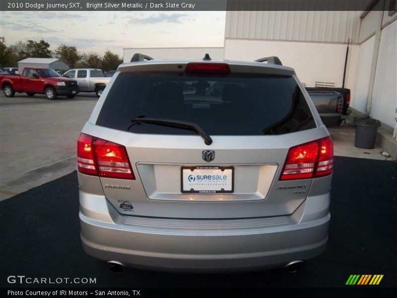 Bright Silver Metallic / Dark Slate Gray 2010 Dodge Journey SXT