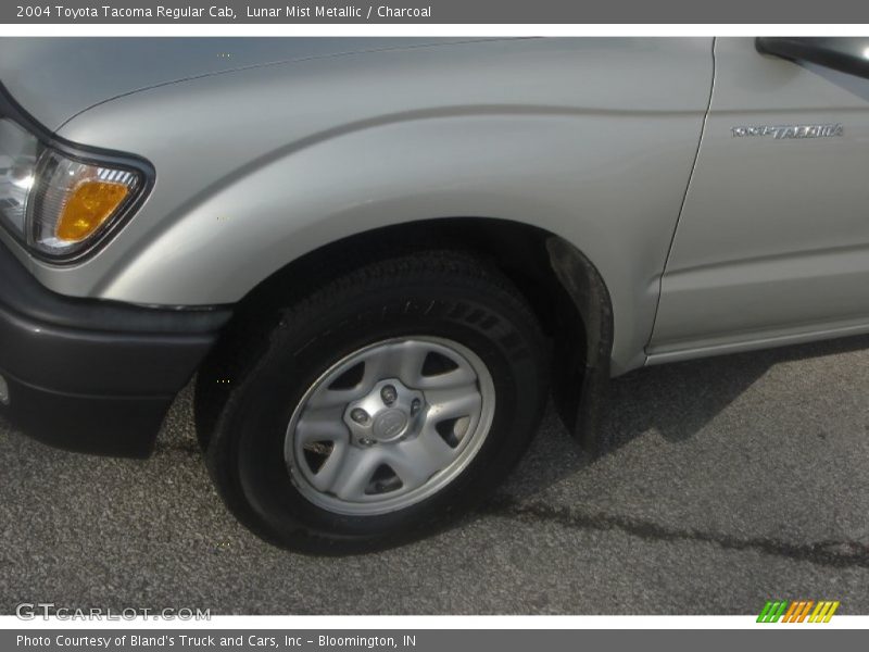 Lunar Mist Metallic / Charcoal 2004 Toyota Tacoma Regular Cab