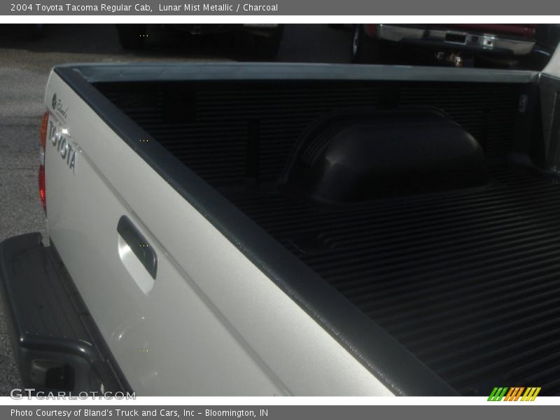 Lunar Mist Metallic / Charcoal 2004 Toyota Tacoma Regular Cab