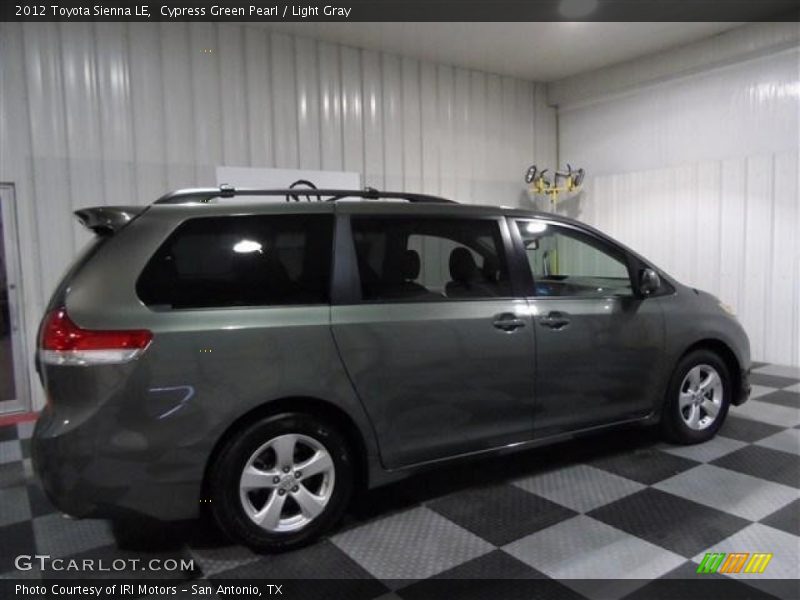 Cypress Green Pearl / Light Gray 2012 Toyota Sienna LE