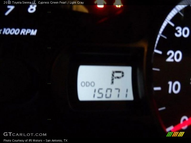 Cypress Green Pearl / Light Gray 2012 Toyota Sienna LE