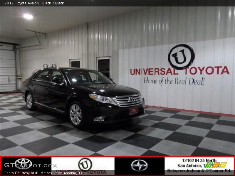 Black / Black 2012 Toyota Avalon