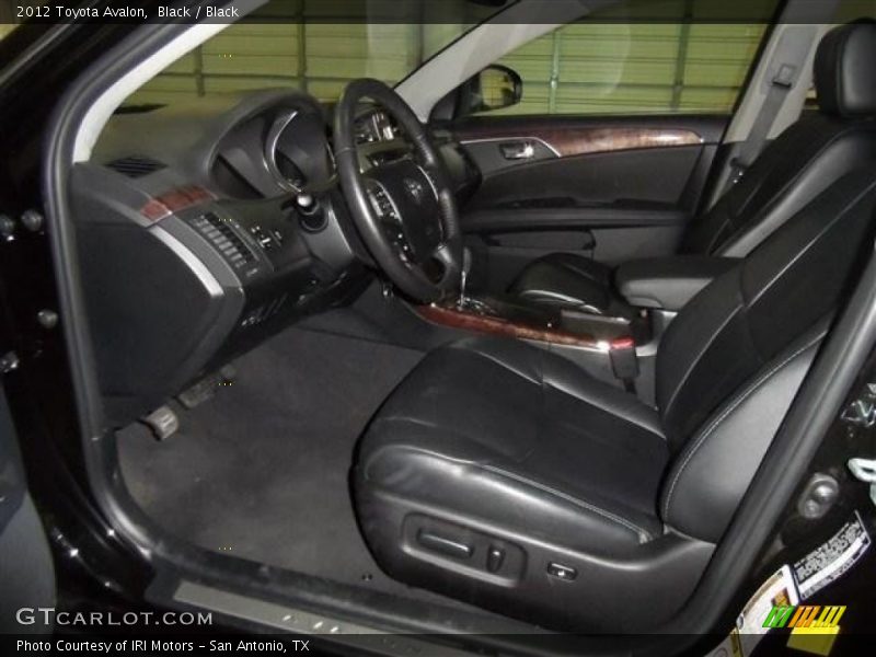 Black / Black 2012 Toyota Avalon