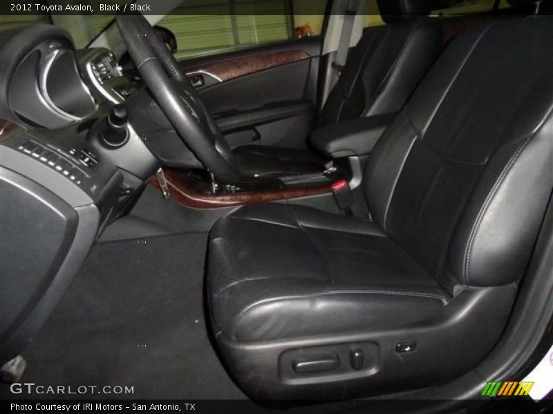 Black / Black 2012 Toyota Avalon