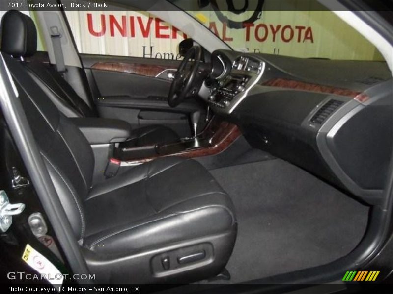 Black / Black 2012 Toyota Avalon