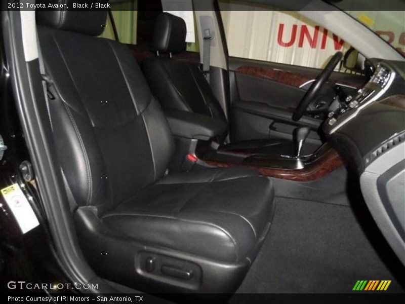 Black / Black 2012 Toyota Avalon