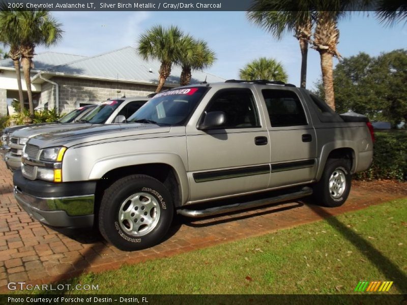 Silver Birch Metallic / Gray/Dark Charcoal 2005 Chevrolet Avalanche LT
