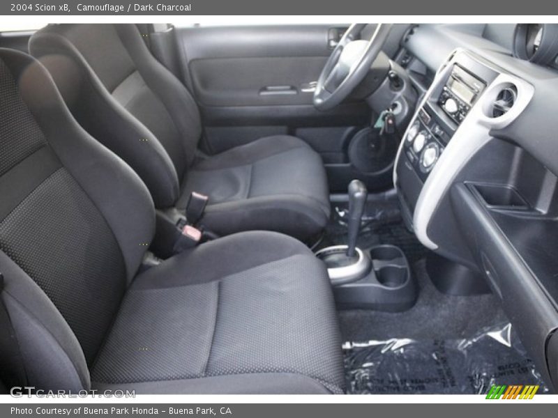 Front Seat of 2004 xB 