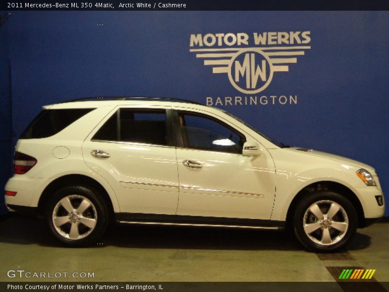 Arctic White / Cashmere 2011 Mercedes-Benz ML 350 4Matic