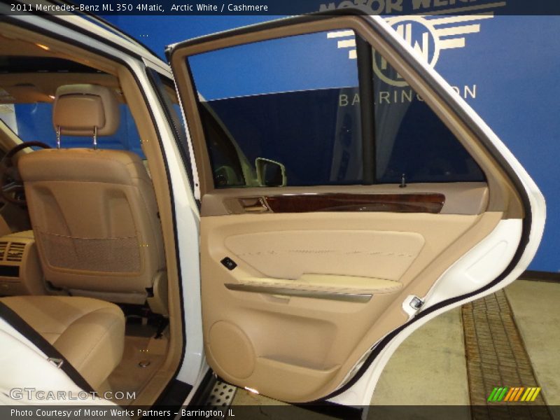 Arctic White / Cashmere 2011 Mercedes-Benz ML 350 4Matic