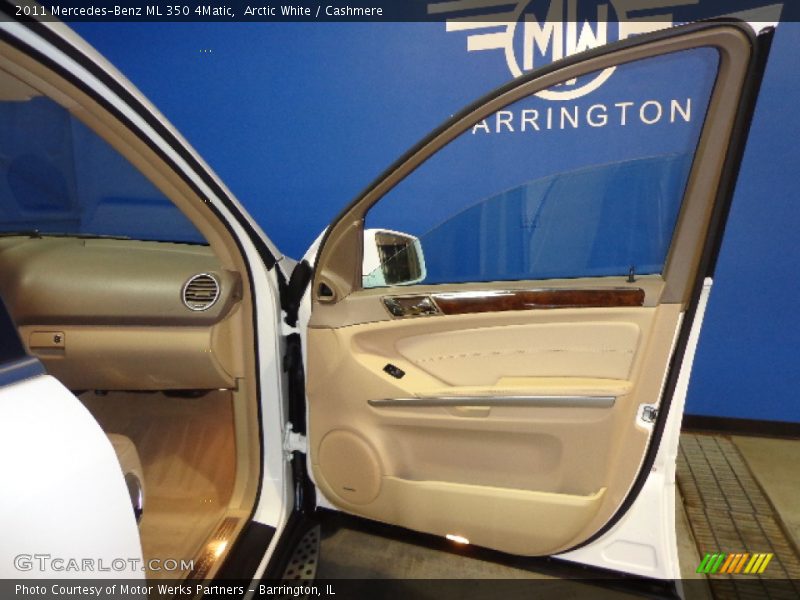 Arctic White / Cashmere 2011 Mercedes-Benz ML 350 4Matic