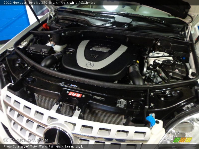Arctic White / Cashmere 2011 Mercedes-Benz ML 350 4Matic